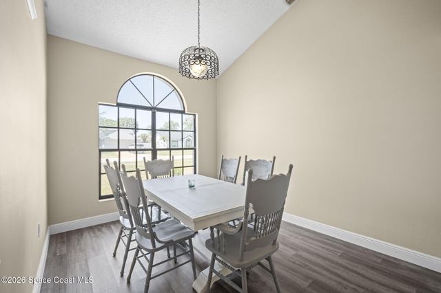 894 Jamestown Drive, Rockledge, FL 32955