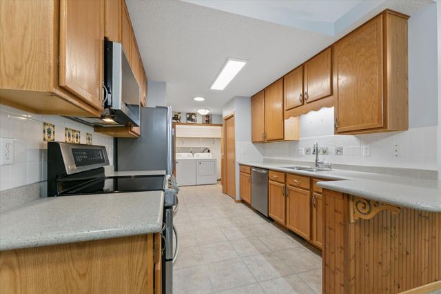 10705 Quince Street NW, Coon Rapids, MN 55433