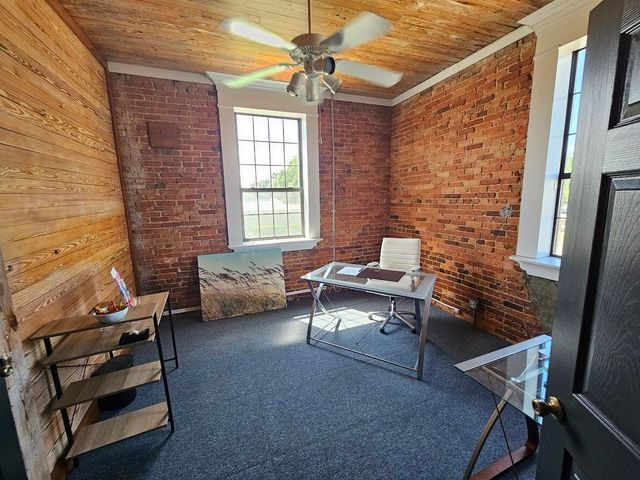 102 Main Street, Crestview, FL 32536