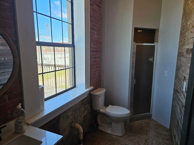 102 Main Street, Crestview, FL 32536