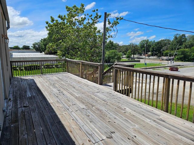 102 Main Street, Crestview, FL 32536