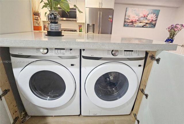 10700 NW 7th St 5A, Miami, FL 33172