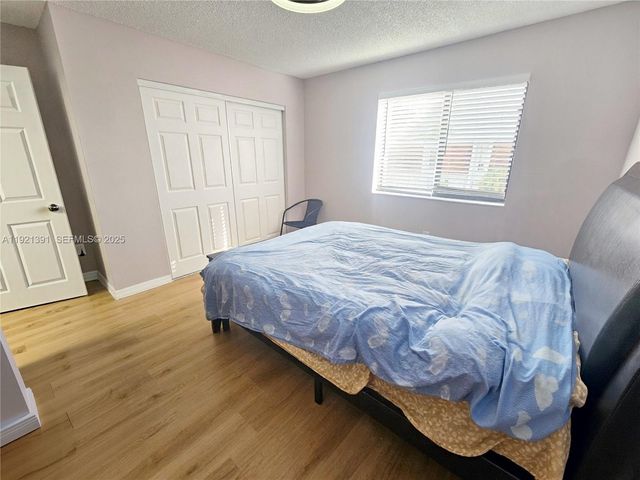 10700 NW 7th St 5A, Miami, FL 33172