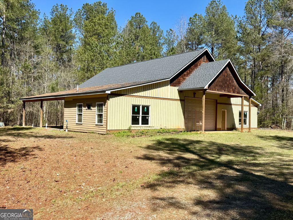 2375 Factory Hole Drive, Bowman, GA 30624 — exterior