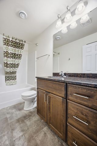 2216 10th Court W, West Fargo, ND 58078