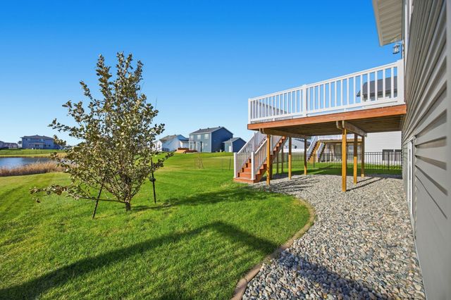 2216 10th Court W, West Fargo, ND 58078