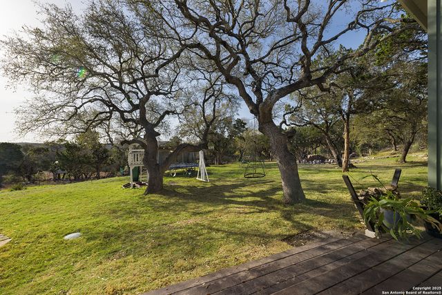 119 B Mountain Top Trl, Boerne, TX 78006