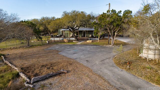 119 B Mountain Top Trl, Boerne, TX 78006