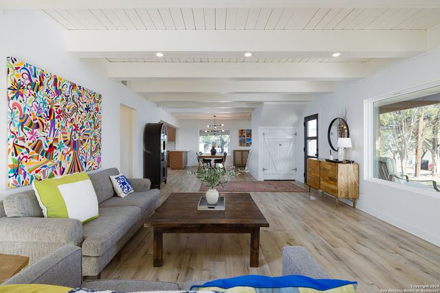 119 B Mountain Top Trl, Boerne, TX 78006