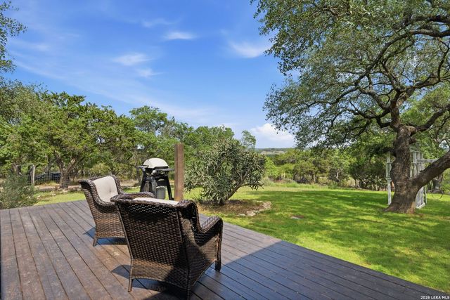 119 B Mountain Top Trl, Boerne, TX 78006