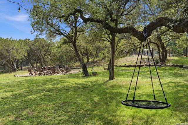 119 B Mountain Top Trl, Boerne, TX 78006