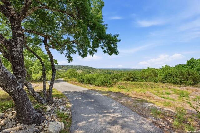 119 B Mountain Top Trl, Boerne, TX 78006