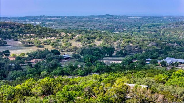119 B Mountain Top Trl, Boerne, TX 78006