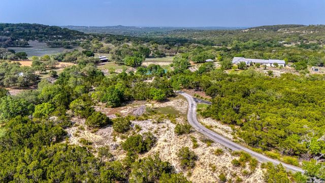 119 B Mountain Top Trl, Boerne, TX 78006