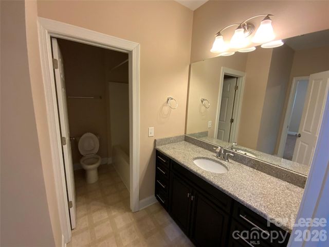 10220 Vanguard Parkway, Huntersville, NC 28078
