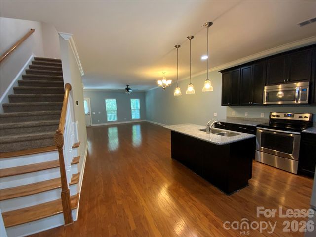 10220 Vanguard Parkway, Huntersville, NC 28078