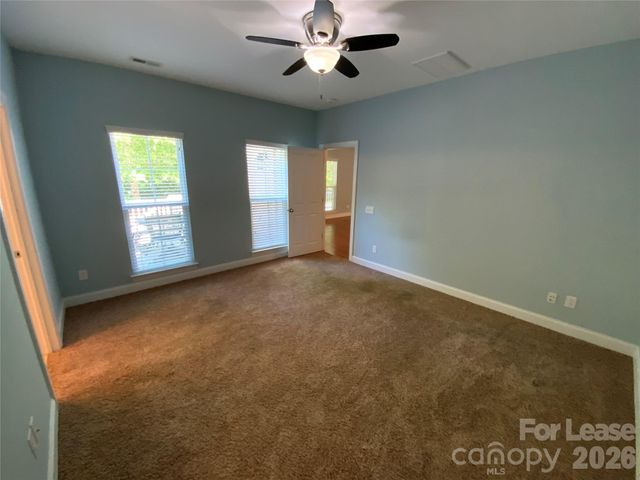 10220 Vanguard Parkway, Huntersville, NC 28078