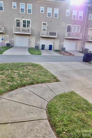 10220 Vanguard Parkway, Huntersville, NC 28078
