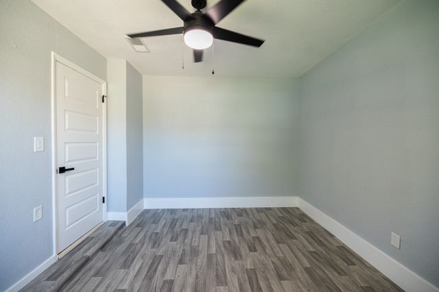 524 Ridgecrest Drive, Lewisville, TX 75067