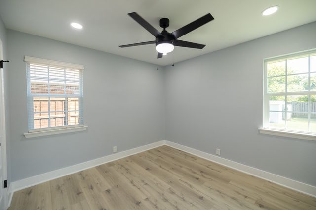 524 Ridgecrest Drive, Lewisville, TX 75067