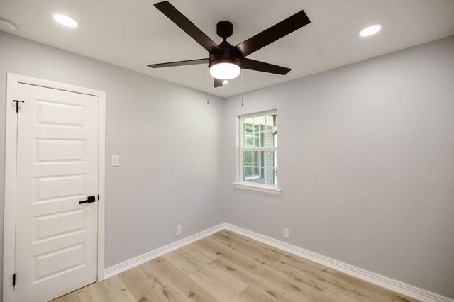 524 Ridgecrest Drive, Lewisville, TX 75067