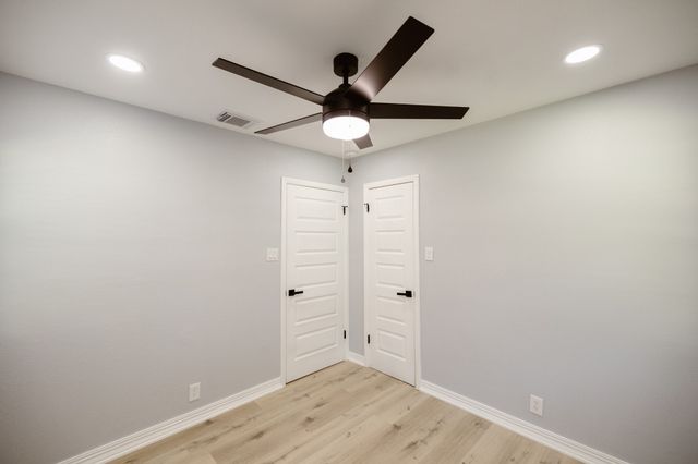 524 Ridgecrest Drive, Lewisville, TX 75067