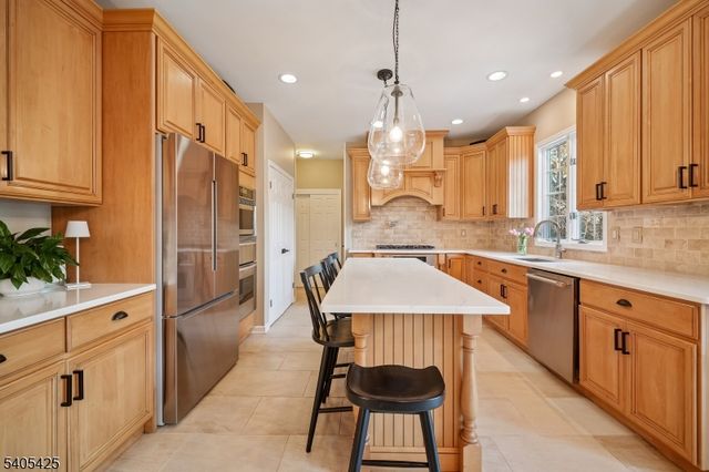 12 Beacon Crest Dr, Bernards Twp., NJ 07920