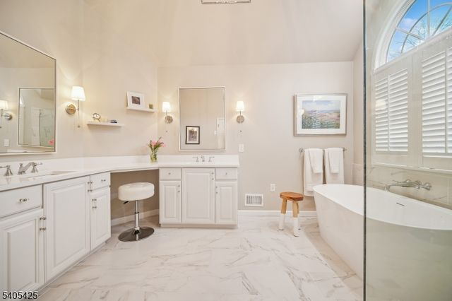 12 Beacon Crest Dr, Bernards Twp., NJ 07920