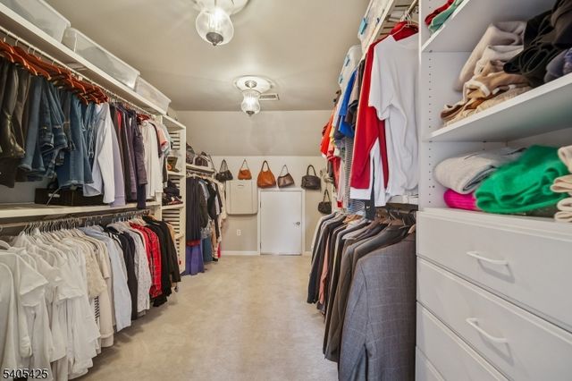 12 Beacon Crest Dr, Bernards Twp., NJ 07920