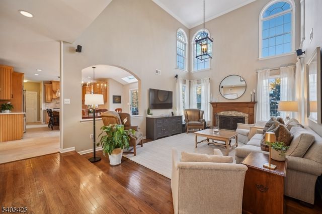 12 Beacon Crest Dr, Bernards Twp., NJ 07920