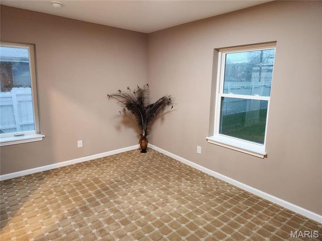 3169 Pennsylvania Avenue, St Louis, MO 63118