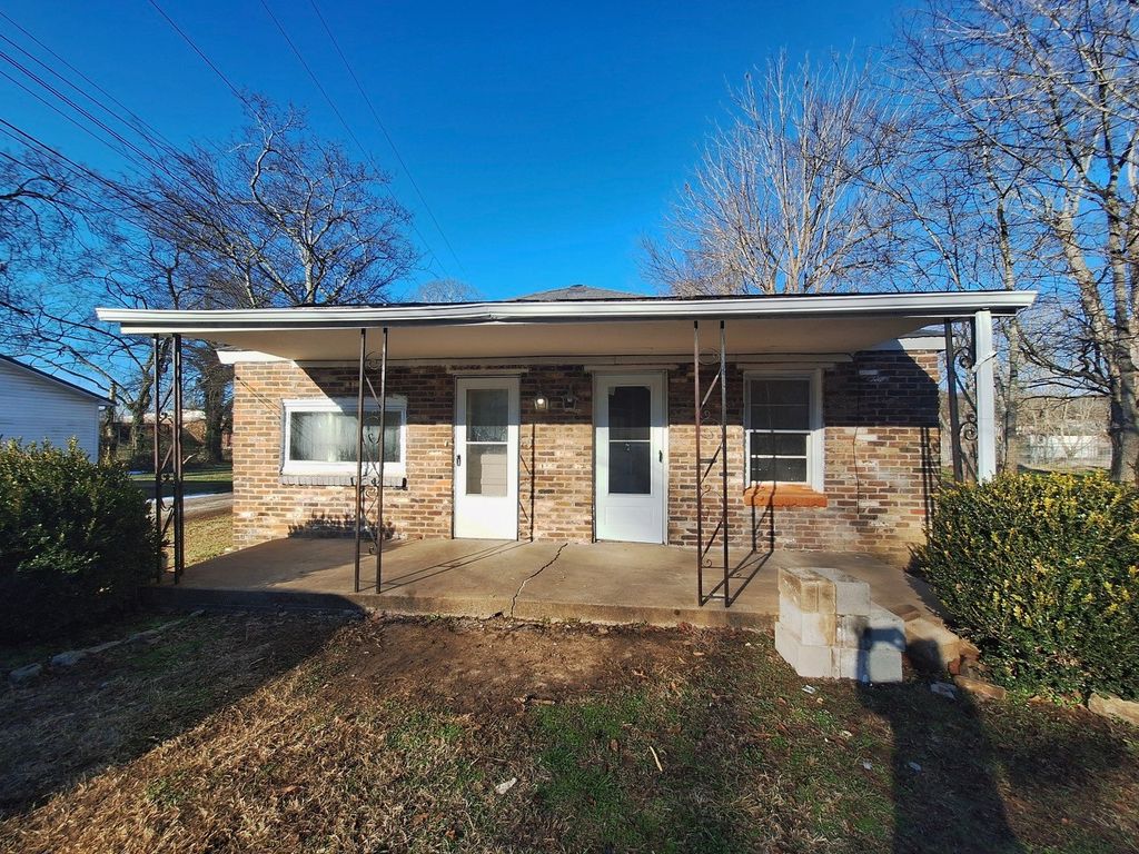 524 Childers St, Pulaski, TN 38478