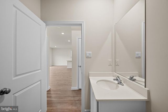 547 ATKINSON ST, Shenandoah Junction, WV 25442