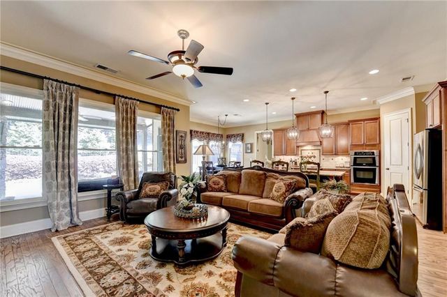 5035 Habersham Hills Drive, Suwanee, GA 30024