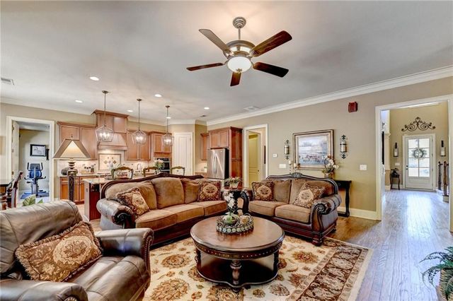 5035 Habersham Hills Drive, Suwanee, GA 30024