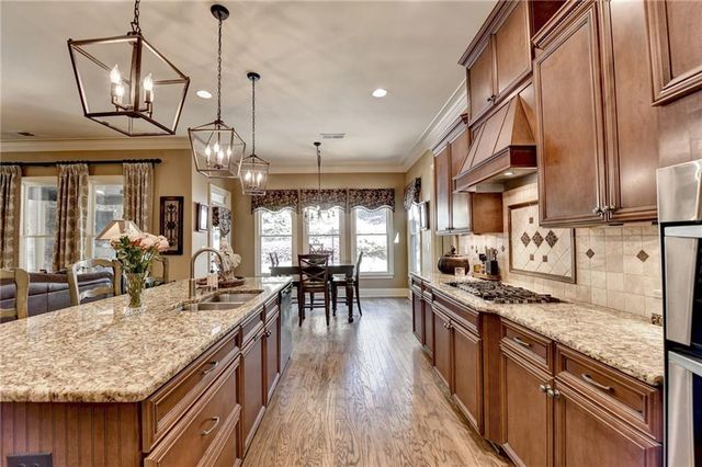 5035 Habersham Hills Drive, Suwanee, GA 30024