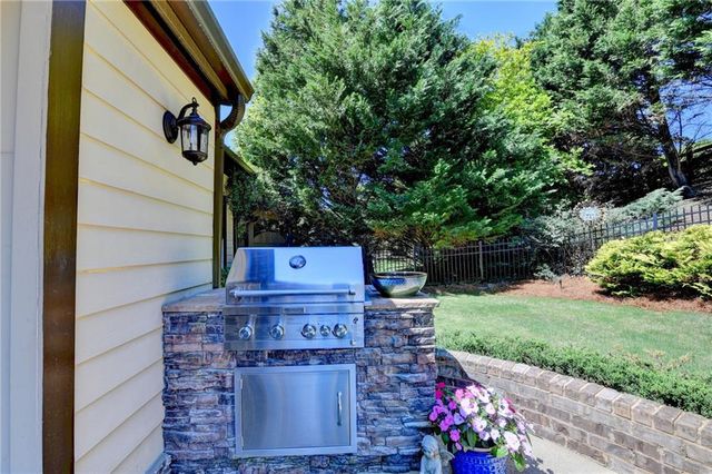 5035 Habersham Hills Drive, Suwanee, GA 30024