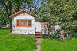 18 Paradise Trail, Monroe, NY 10950