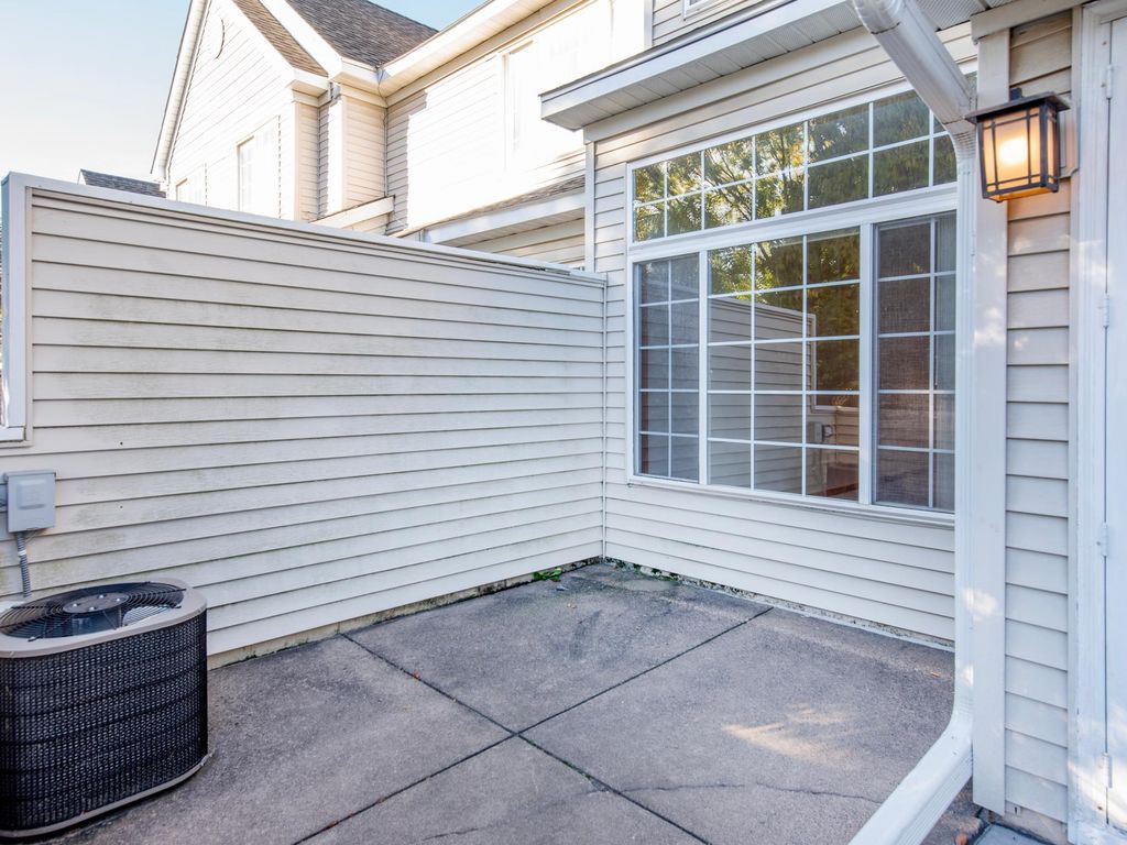 9175 Troon Court, Woodbury, MN 55125 — photo 4