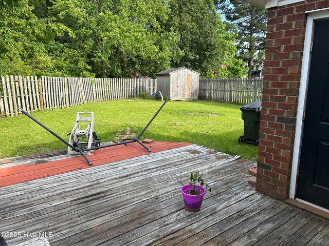 1404 Angels End B, Greenville, NC 27858