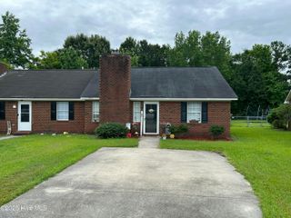 1404 Angels End B, Greenville, NC 27858