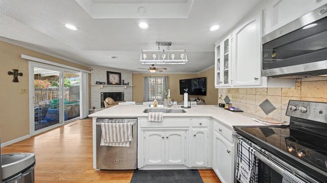 1240 Forest Dr, Turlock, CA 95380