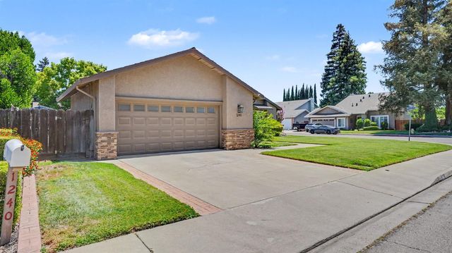 1240 Forest Dr, Turlock, CA 95380
