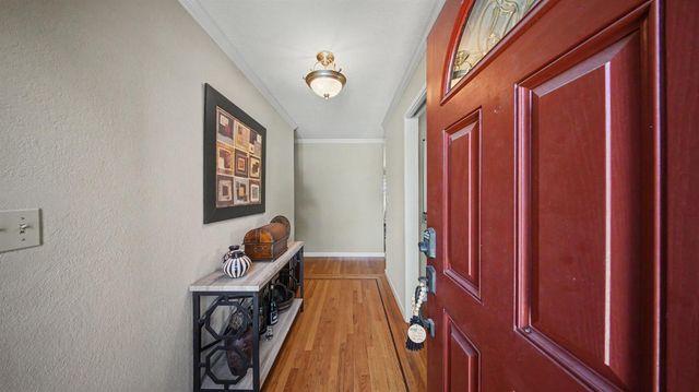 1240 Forest Dr, Turlock, CA 95380
