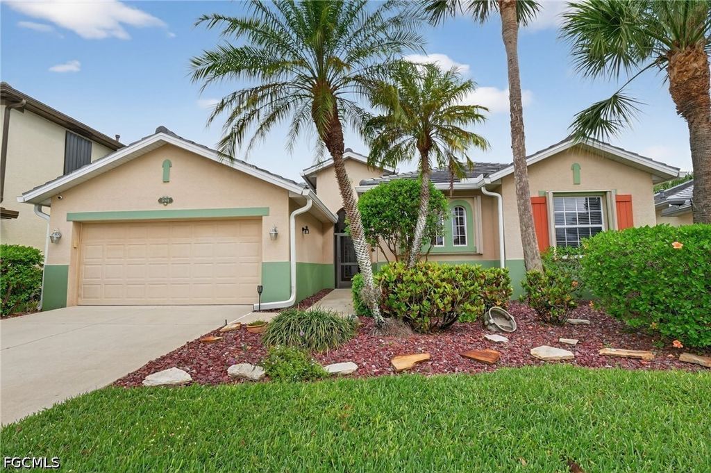 11801 Pine Timber LN, Fort Myers, FL 33913
