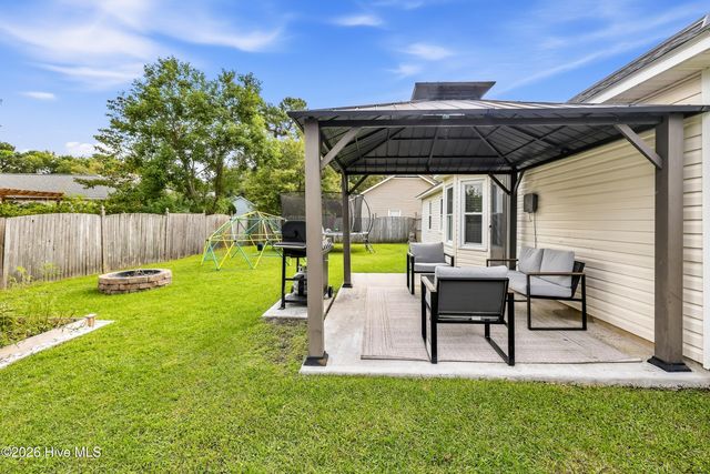 4415 Woodcroft Court, Wilmington, NC 28405