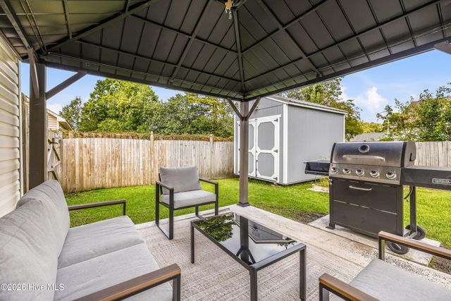 4415 Woodcroft Court, Wilmington, NC 28405