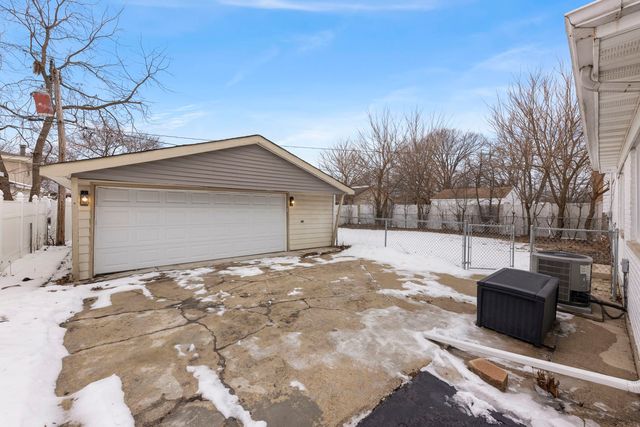 17606 S 70th Court, Tinley Park, IL 60477