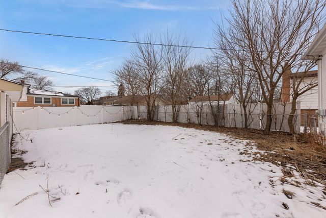 17606 S 70th Court, Tinley Park, IL 60477