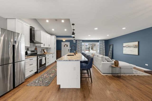 17606 S 70th Court, Tinley Park, IL 60477